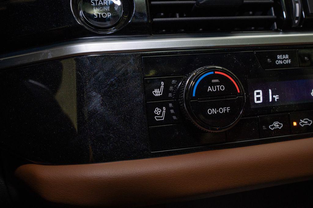 new 2025 Nissan Pathfinder car, priced at $48,390