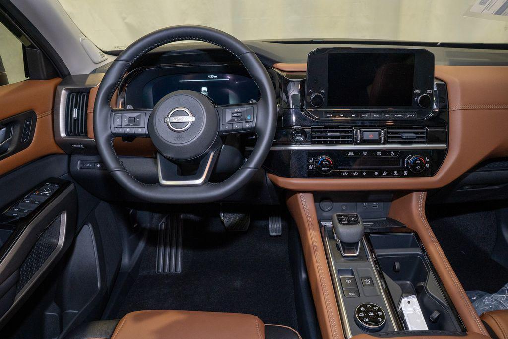 new 2025 Nissan Pathfinder car, priced at $48,390