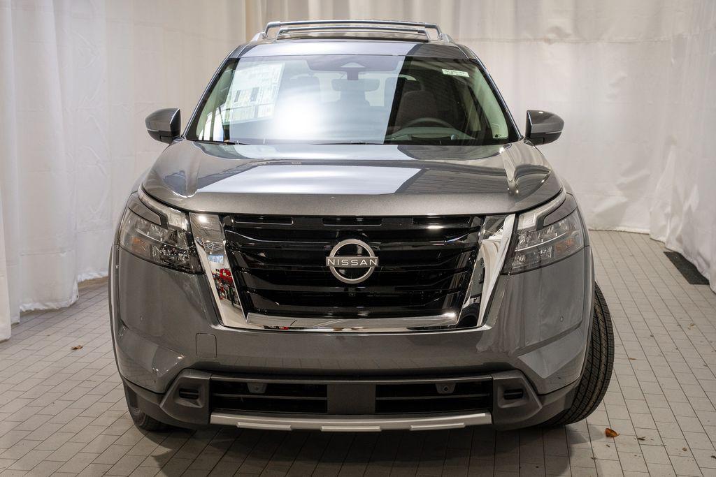 new 2025 Nissan Pathfinder car, priced at $48,390