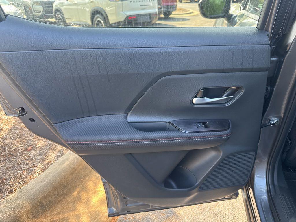 new 2025 Nissan Kicks car, priced at $25,318