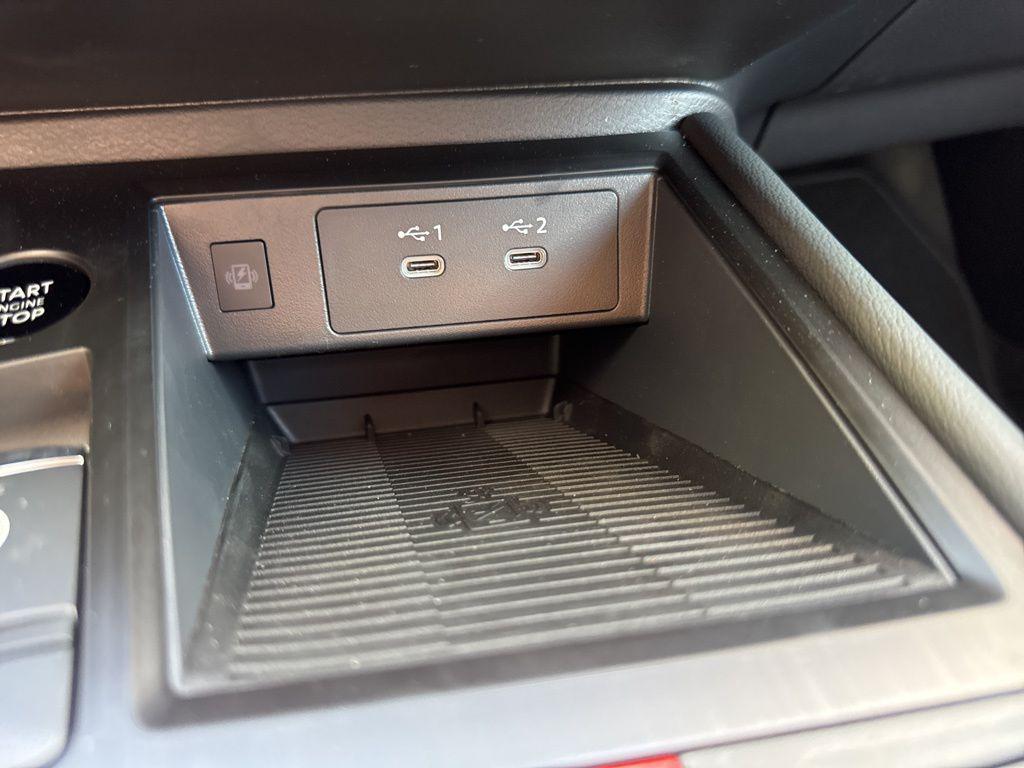 new 2025 Nissan Kicks car, priced at $25,318