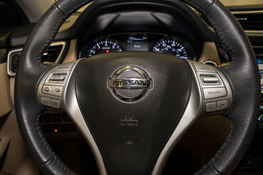 used 2016 Nissan Rogue car, priced at $14,984