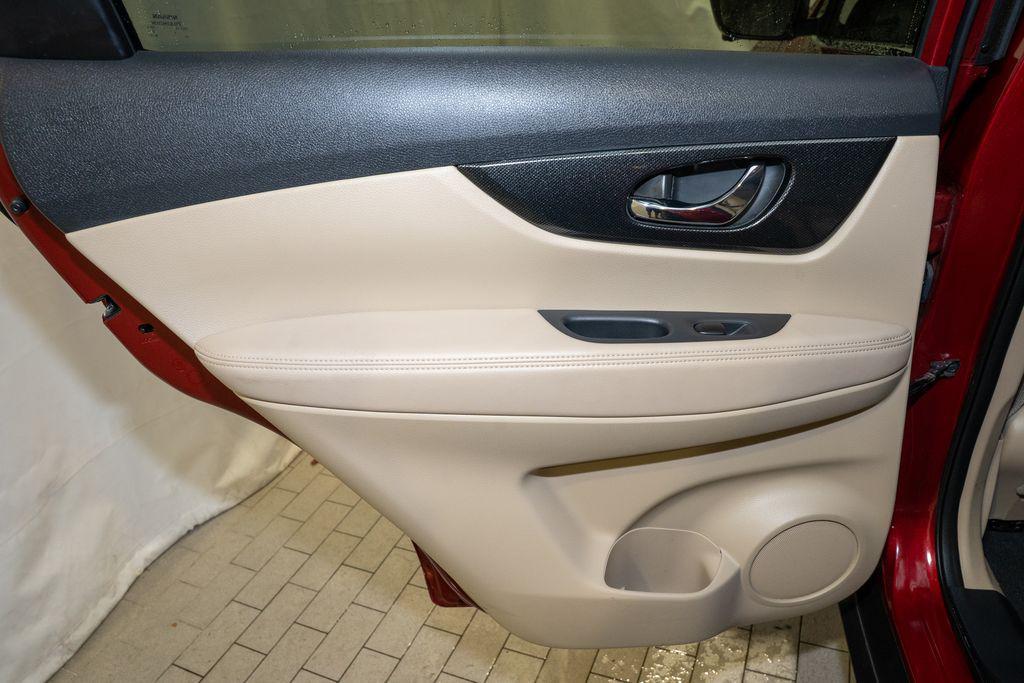 used 2016 Nissan Rogue car, priced at $14,984