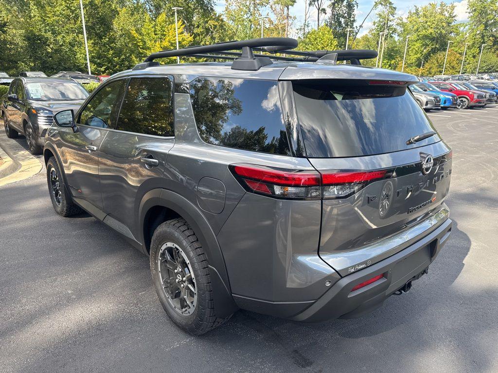 new 2025 Nissan Pathfinder car, priced at $39,178