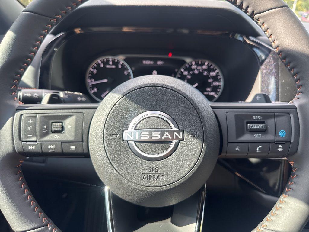 new 2025 Nissan Pathfinder car, priced at $39,178