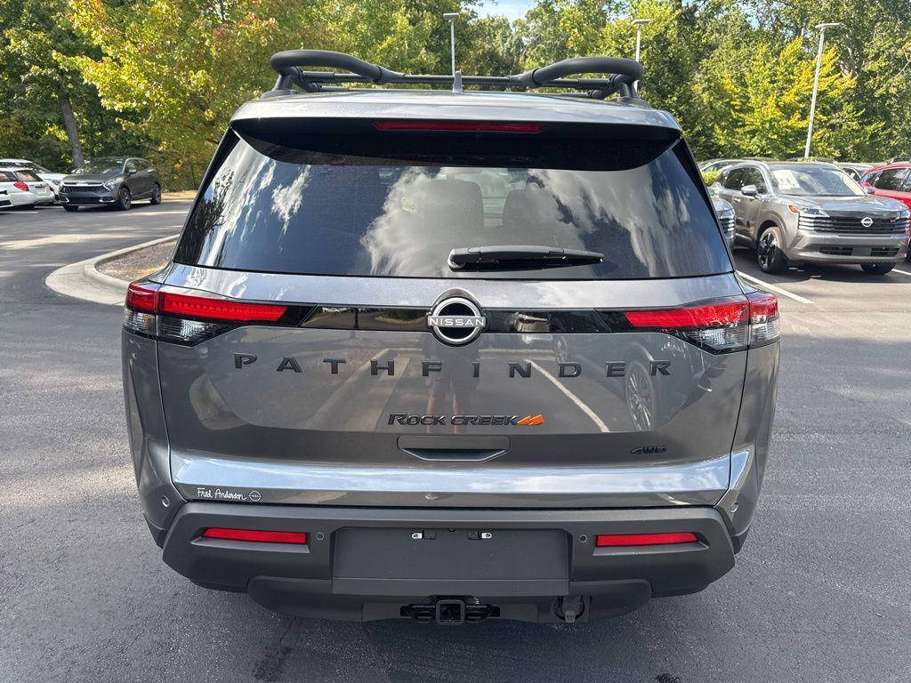 new 2025 Nissan Pathfinder car, priced at $39,178