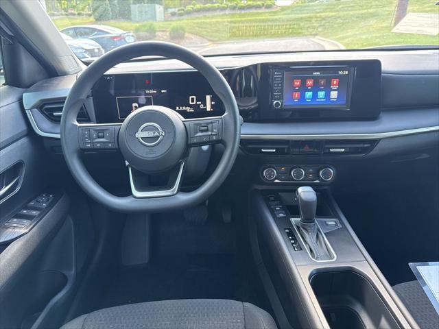 new 2025 Nissan Kicks car, priced at $24,604