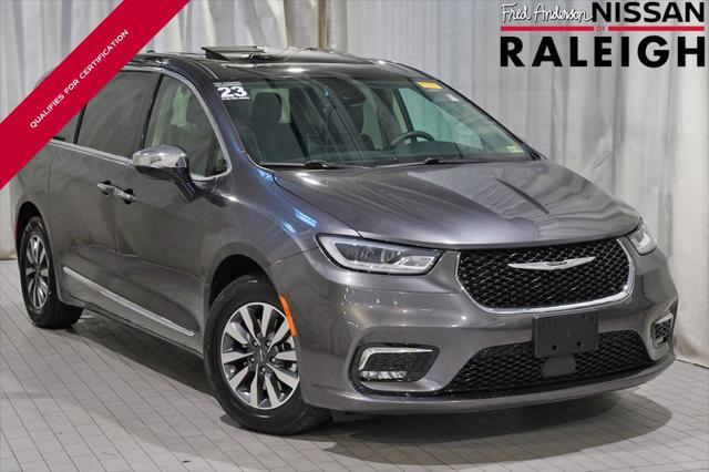 used 2023 Chrysler Pacifica Hybrid car, priced at $27,227