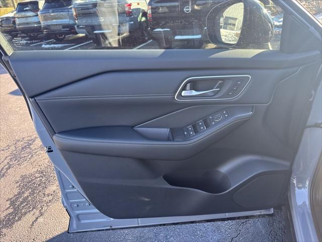 new 2025 Nissan Rogue car, priced at $43,903