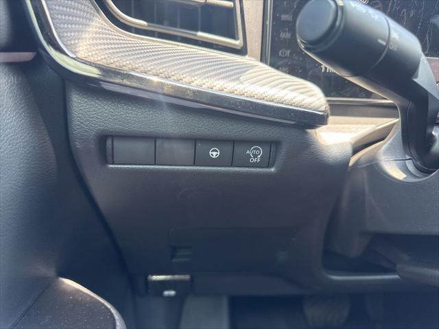 new 2025 Nissan Kicks car, priced at $28,471