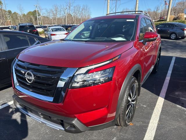 new 2025 Nissan Pathfinder car, priced at $47,368