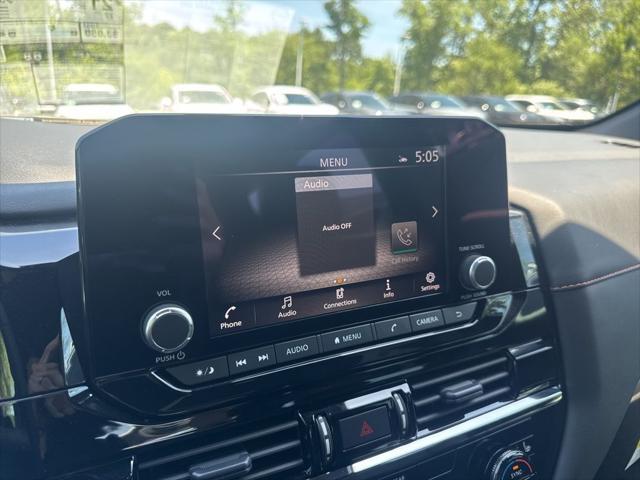new 2025 Nissan Pathfinder car, priced at $43,967