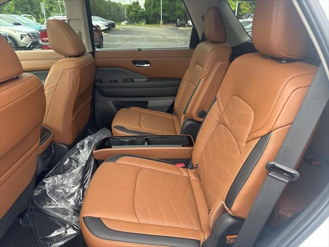 new 2025 Nissan Pathfinder car, priced at $51,265