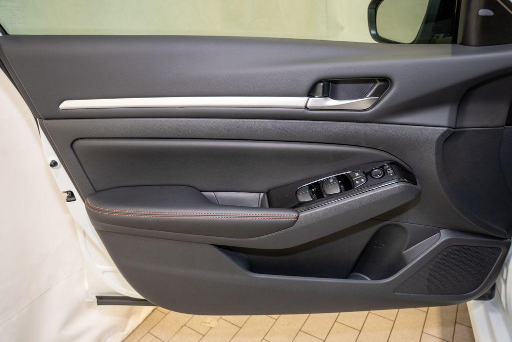 new 2025 Nissan Altima car, priced at $28,952
