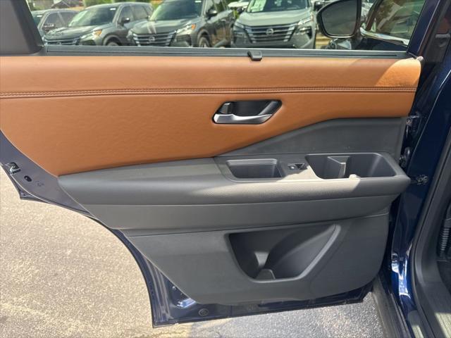 new 2025 Nissan Pathfinder car, priced at $50,465