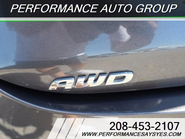 used 2015 Chrysler 200 car, priced at $10,999