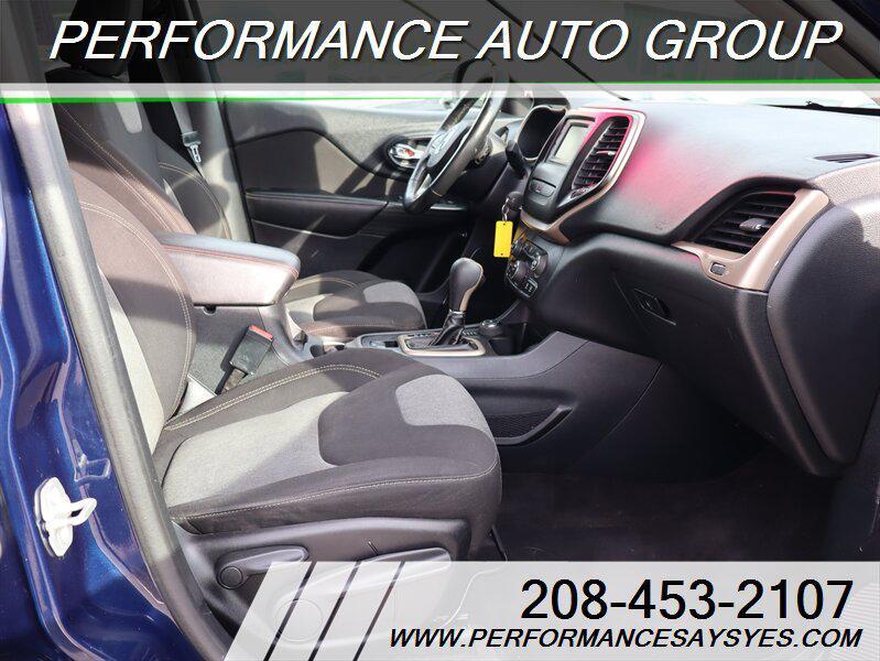 used 2016 Jeep Cherokee car, priced at $12,999