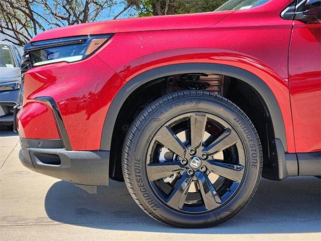 new 2025 Honda Pilot car, priced at $52,226