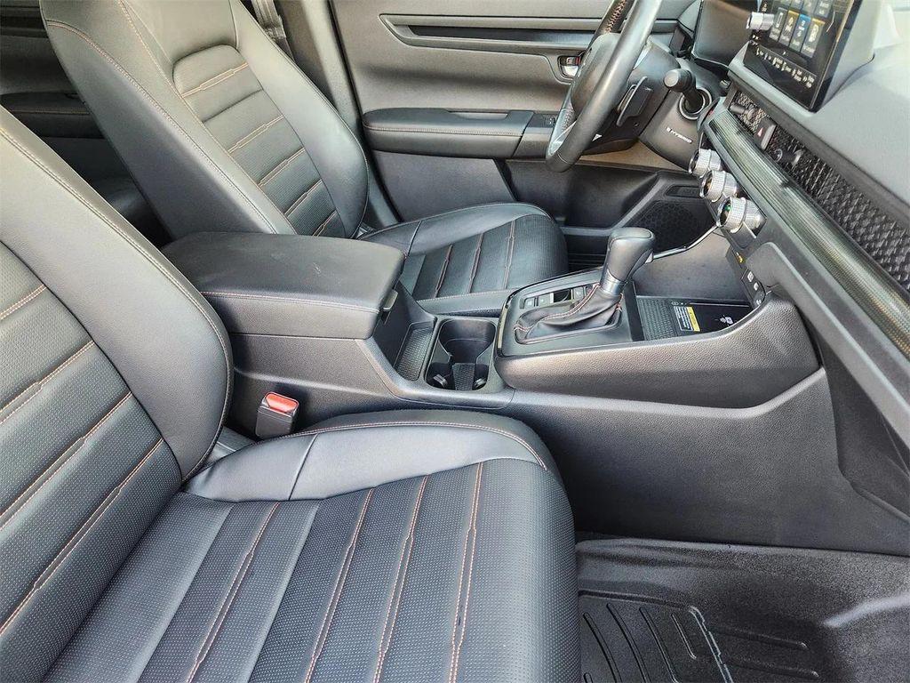 used 2025 Honda CR-V Hybrid car, priced at $35,900