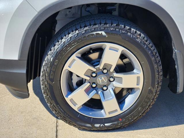 new 2025 Honda Ridgeline car, priced at $42,997