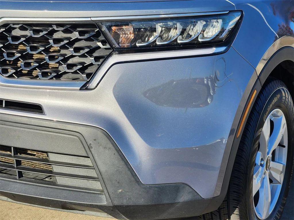 used 2023 Kia Sorento car, priced at $24,600