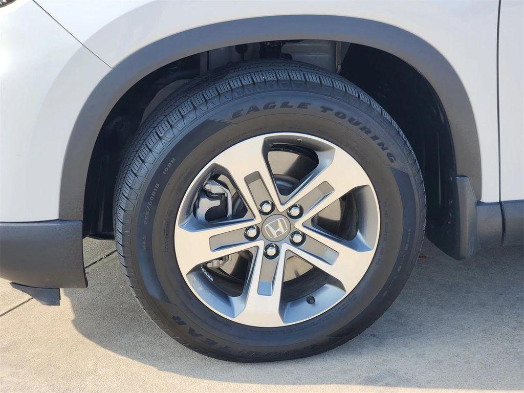 used 2025 Honda Pilot car, priced at $39,400