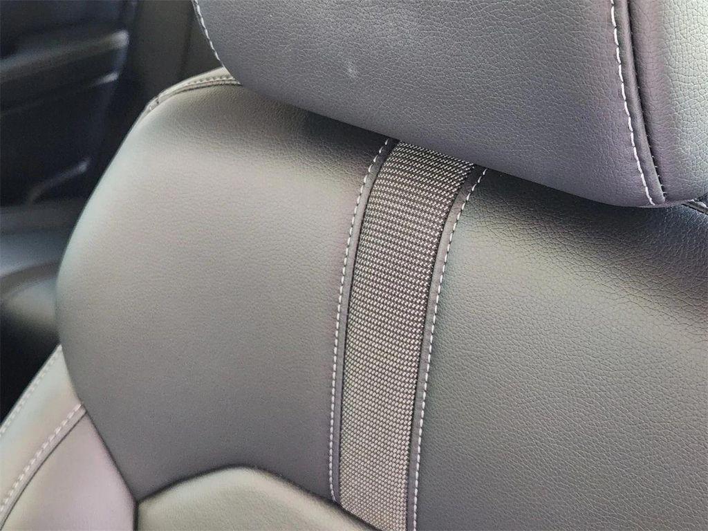 used 2025 Honda Pilot car, priced at $39,400