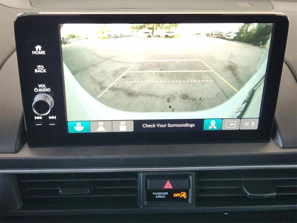 used 2025 Honda Pilot car, priced at $39,400