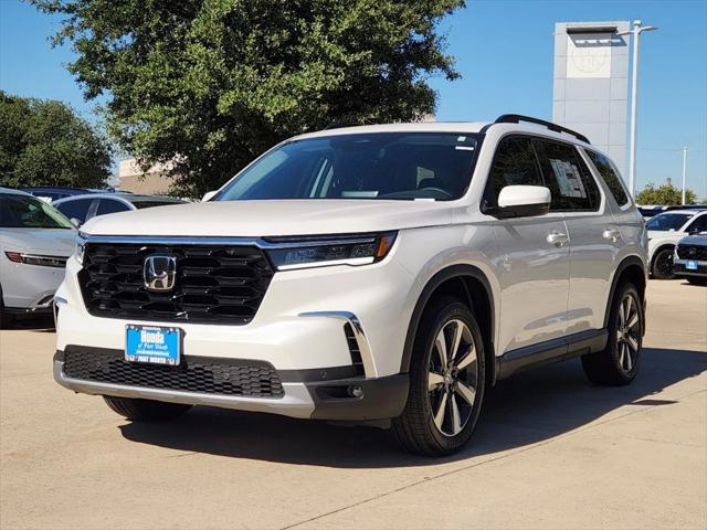 new 2025 Honda Pilot car, priced at $49,384