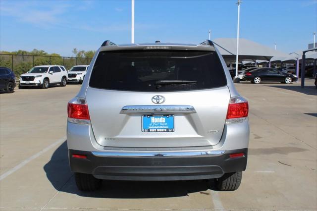 used 2013 Toyota Highlander car, priced at $17,900