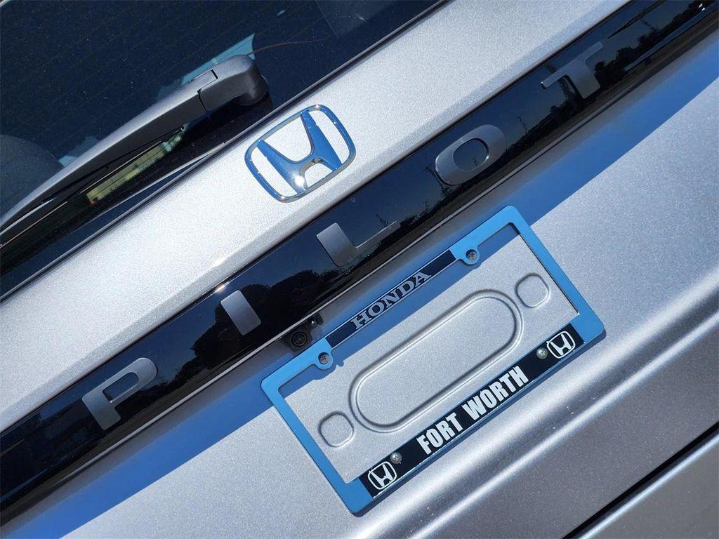 new 2025 Honda Pilot car, priced at $42,498