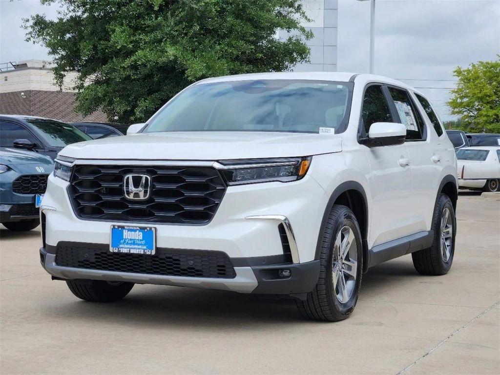 new 2025 Honda Pilot car, priced at $43,472