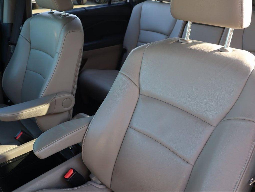 used 2022 Honda Pilot car, priced at $26,100