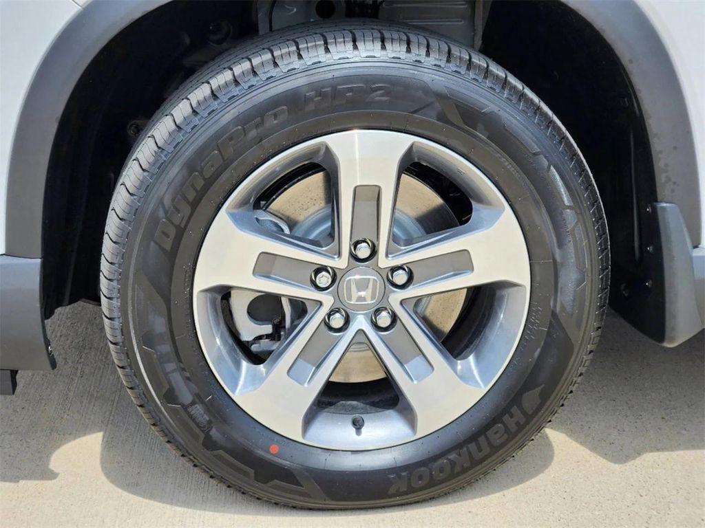 new 2025 Honda Pilot car, priced at $42,924