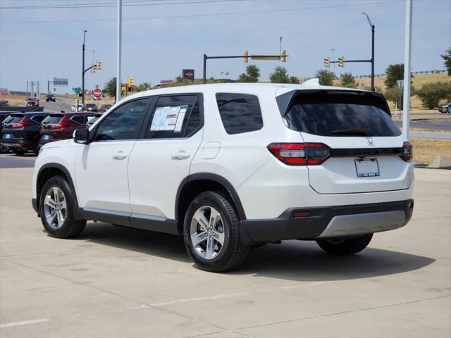 new 2025 Honda Pilot car, priced at $42,824