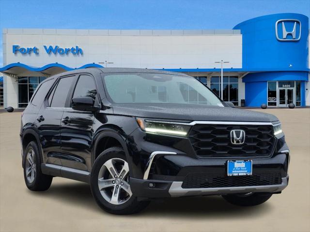 new 2025 Honda Pilot car, priced at $44,367