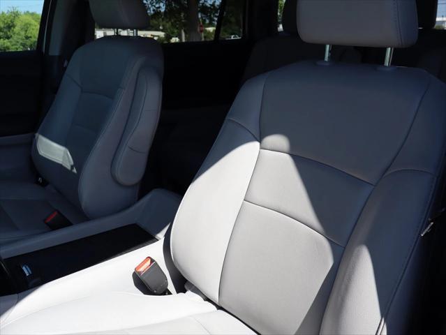 used 2022 Honda Pilot car, priced at $34,900