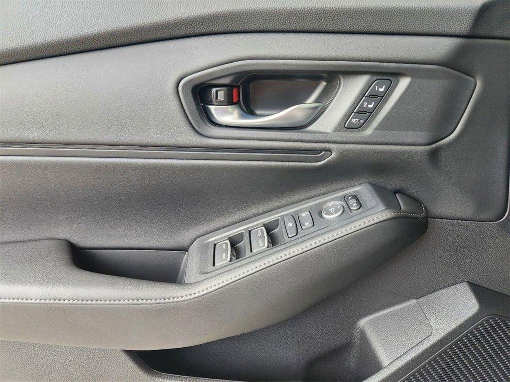 new 2025 Honda Accord Hybrid car, priced at $34,930