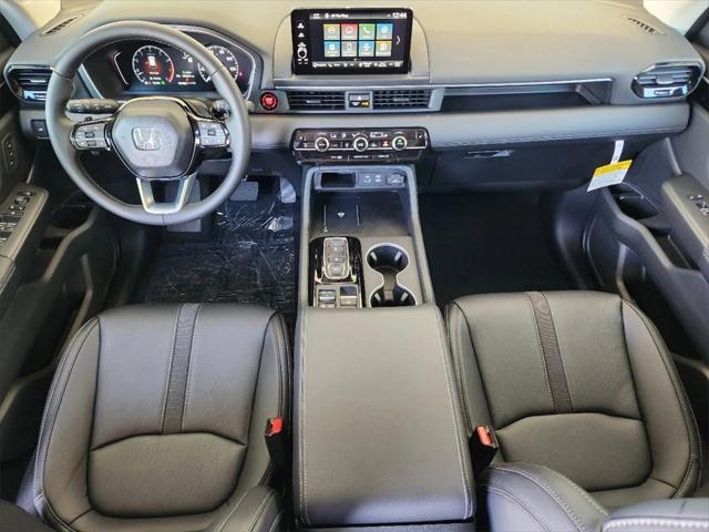 new 2025 Honda Pilot car, priced at $45,492