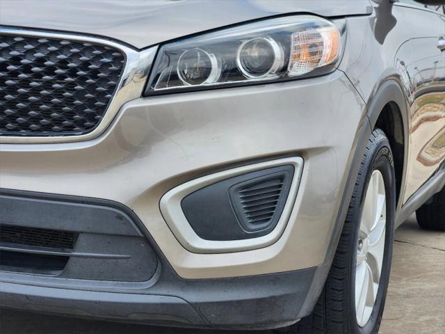 used 2017 Kia Sorento car, priced at $14,400