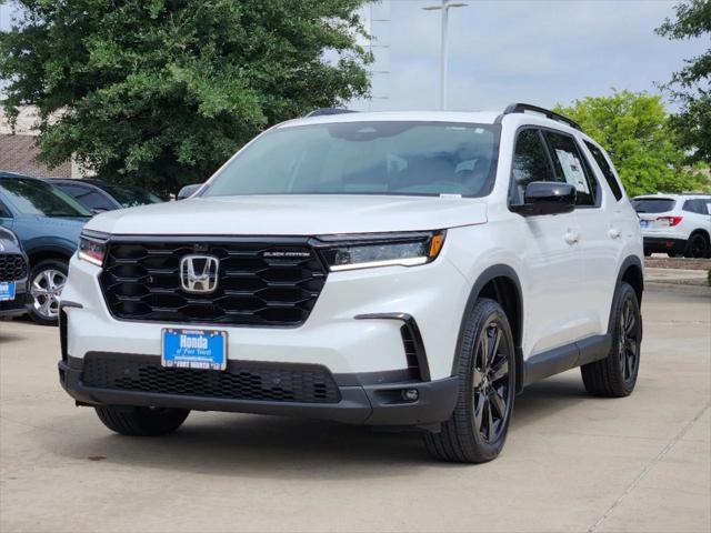 new 2025 Honda Pilot car, priced at $52,126