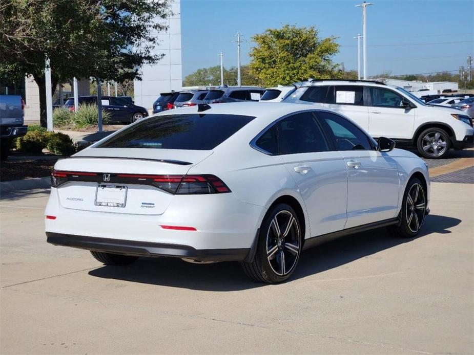 new 2024 Honda Accord Hybrid car, priced at $33,075