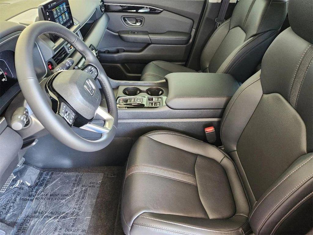 new 2025 Honda Pilot car, priced at $42,498