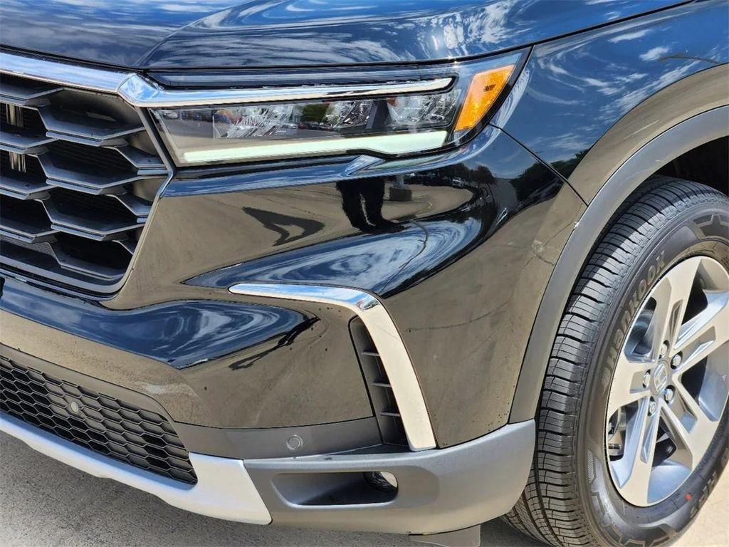 new 2025 Honda Pilot car, priced at $42,498