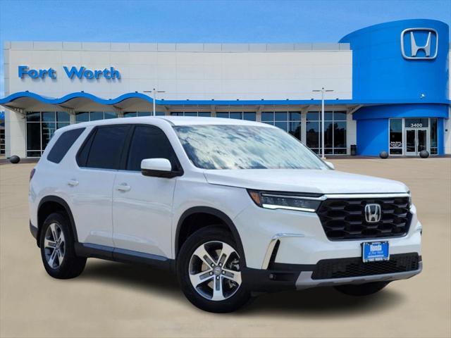 new 2025 Honda Pilot car, priced at $42,824