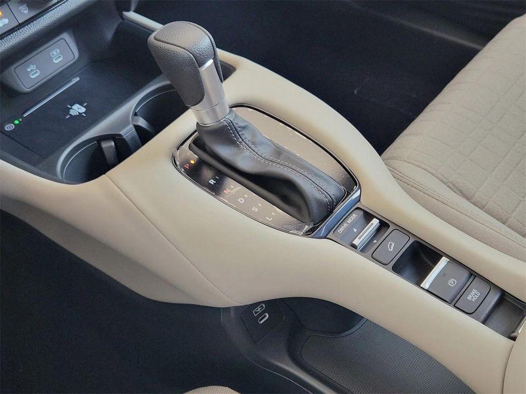 new 2026 Honda HR-V car, priced at $28,186