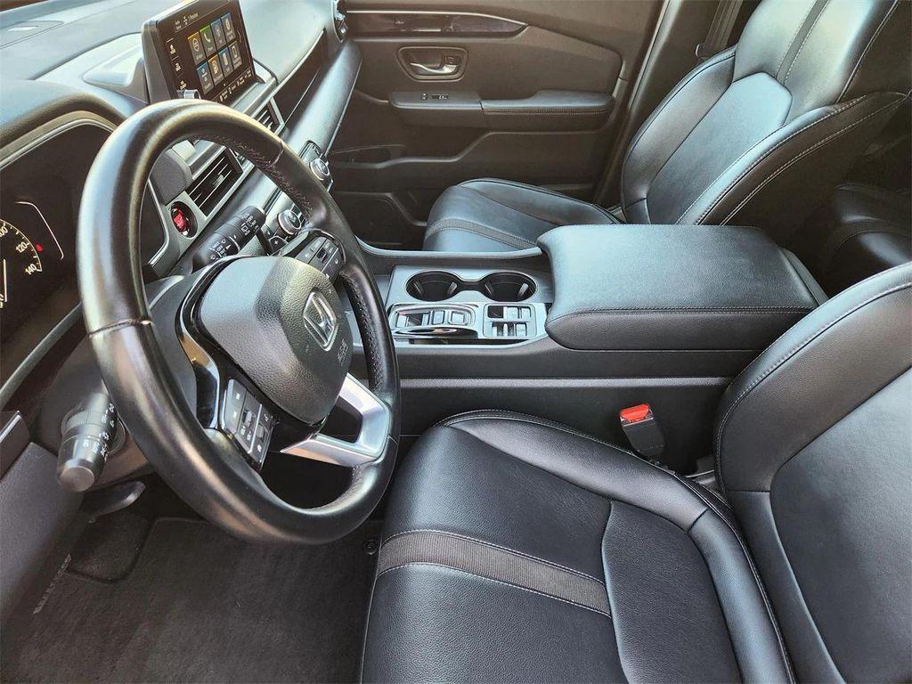 used 2024 Honda Pilot car, priced at $37,700
