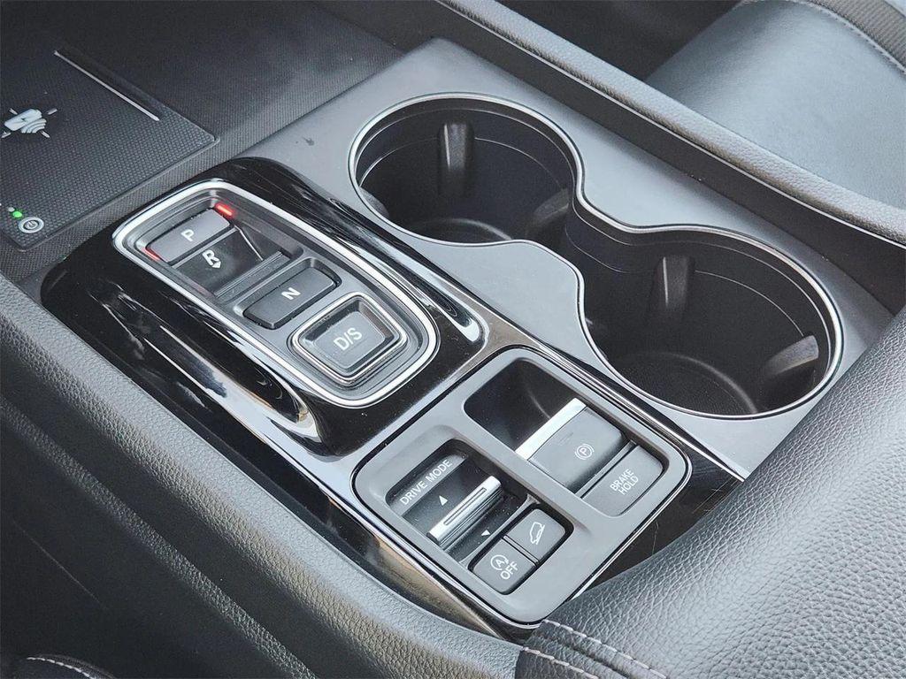 used 2024 Honda Pilot car, priced at $37,700