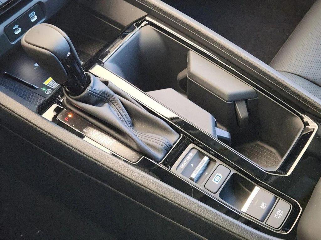 new 2025 Honda Accord Hybrid car, priced at $34,518