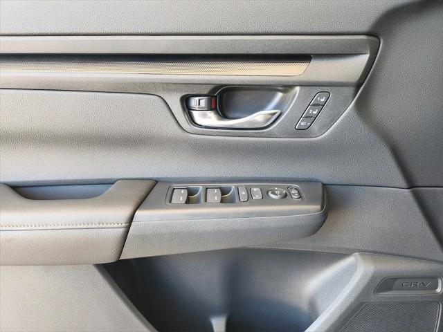 new 2026 Honda CR-V Hybrid car, priced at $38,306